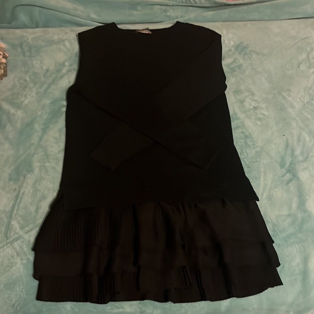 French Connection Long Sleeve Black Dress Pleaded Bottom Design Size Medium